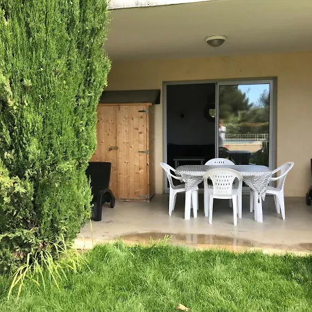 Daire Les Terrasses Du Liouquet T2, Piscine , Parking , A 150 M La Ciotat